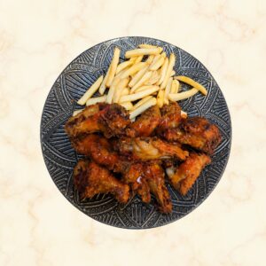 Alitas (10 piezas con papas)